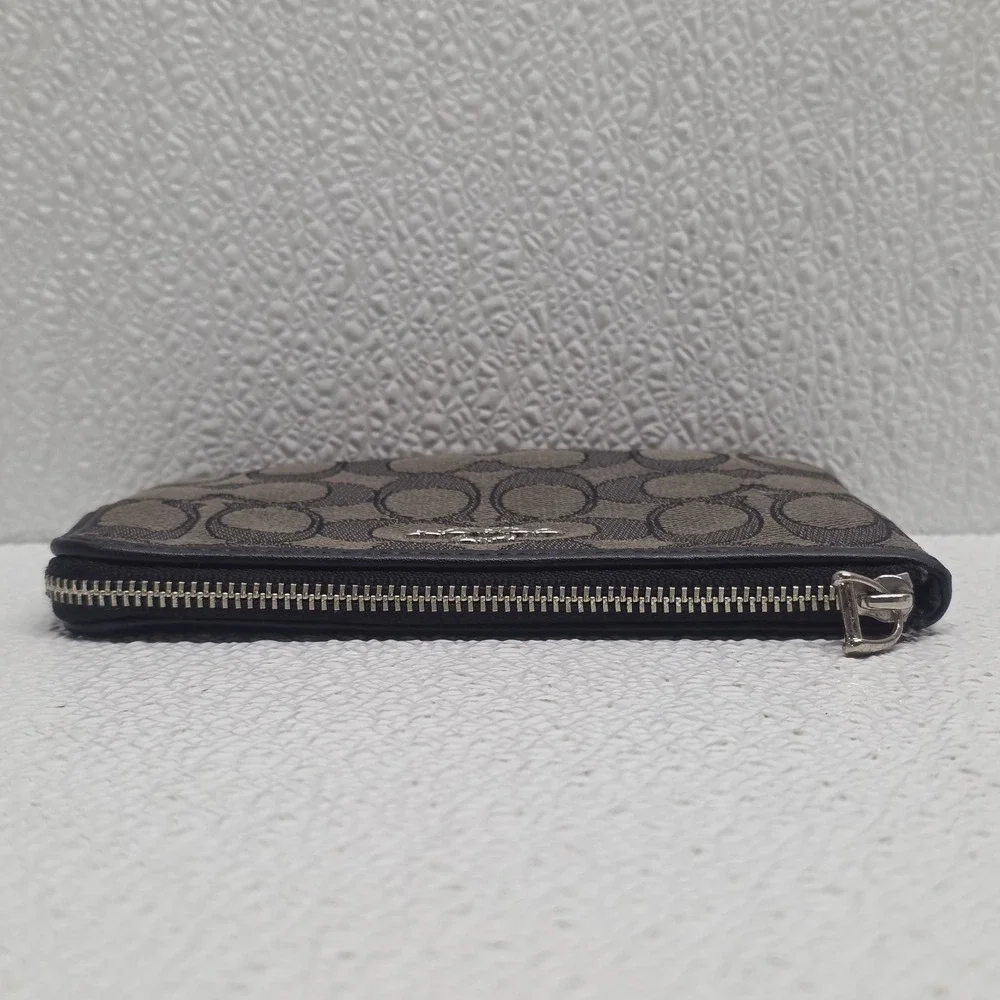 Coach Corner Zip Wristlet Wallet Black Smoke Silver F58033 - Read